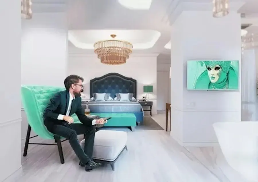 ПРОФЕССИОНАЛЬНЫЕ ТВ Philips — иллюстрация производителя