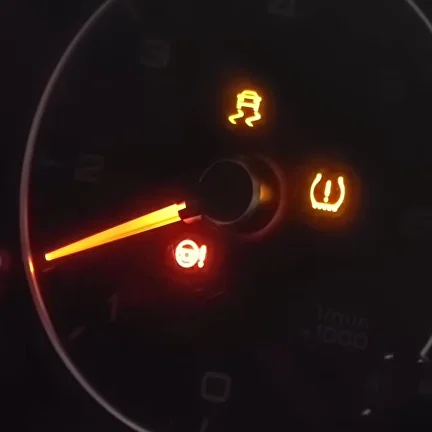 Восстановление рулевой рейки: доводка направляющих, регулировка преднатяга, контроль биений и шумов на стенде