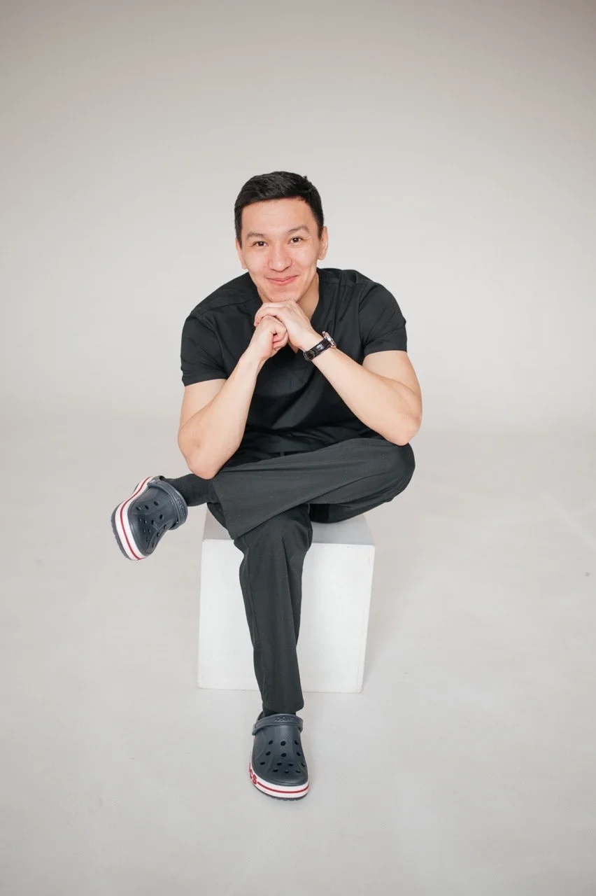 Желідегі жас, кеудесіз секс бейнелері