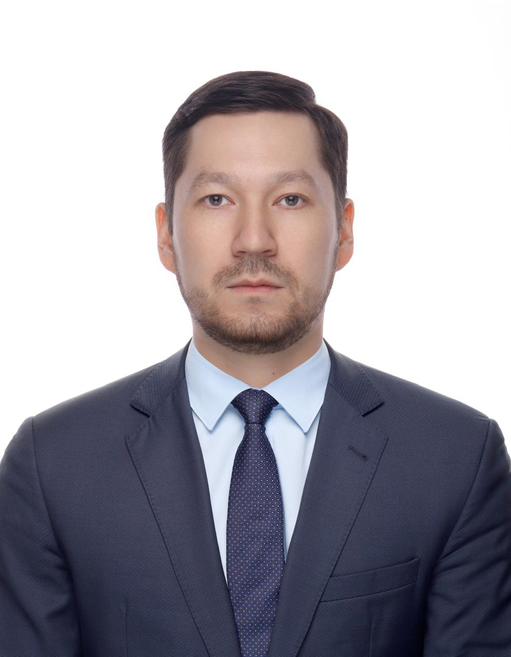 Зам по административно-хозяйственной части
