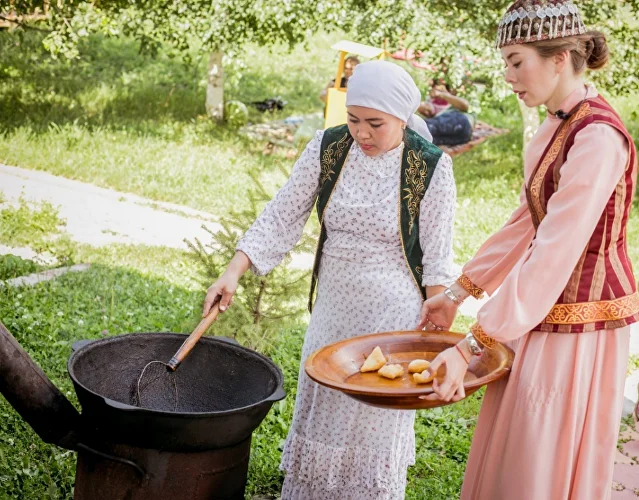 Готовим баурсаки